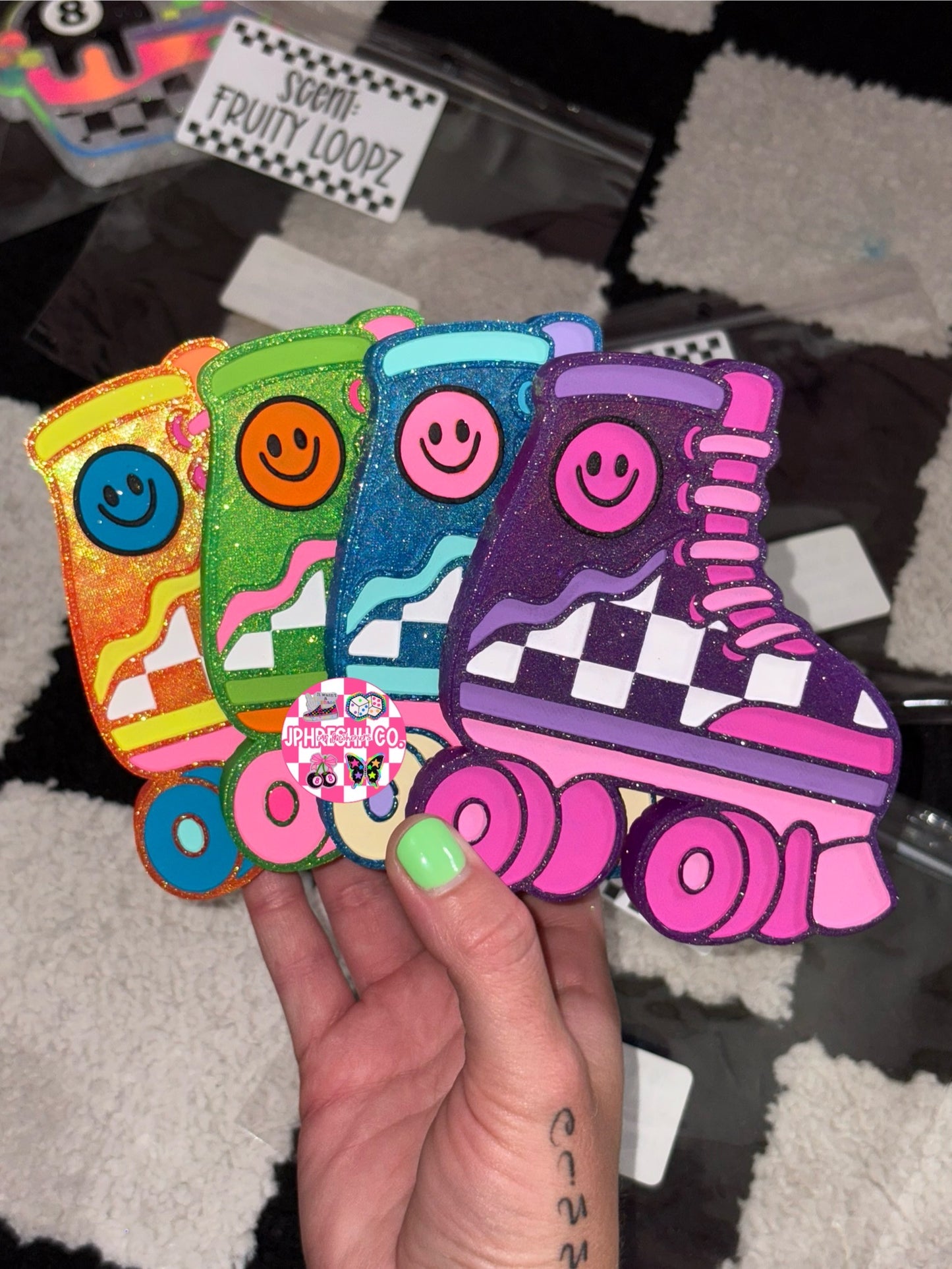 Checker roller skate