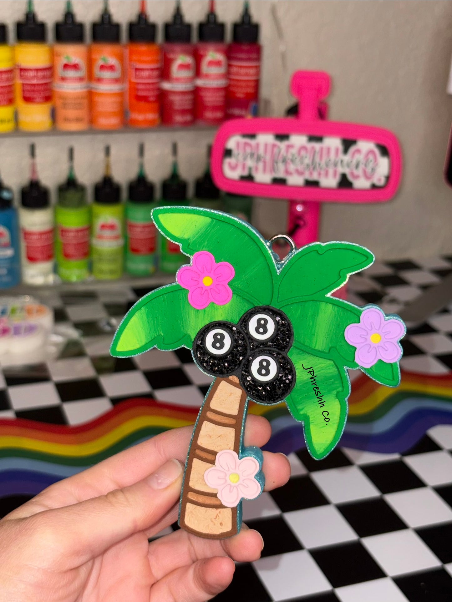 8-Ball palm tree