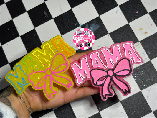 mama w/ bow