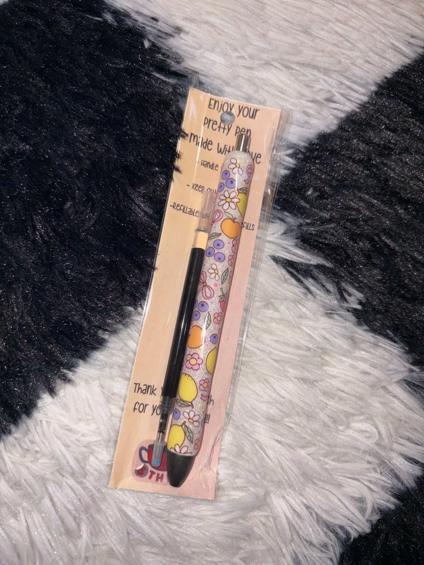 Resin pen + a refill